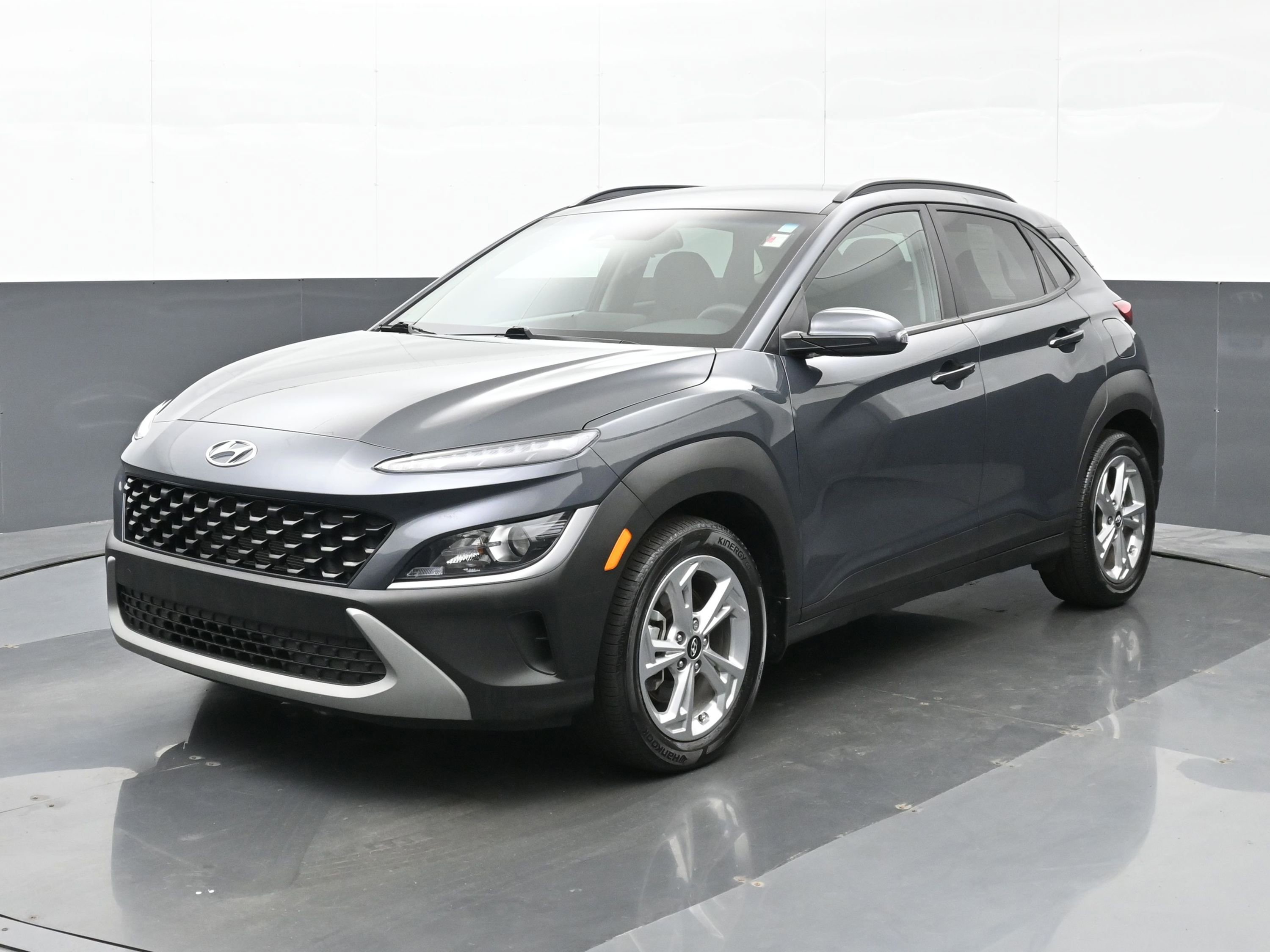 Used 2022 Hyundai Kona SEL image 8