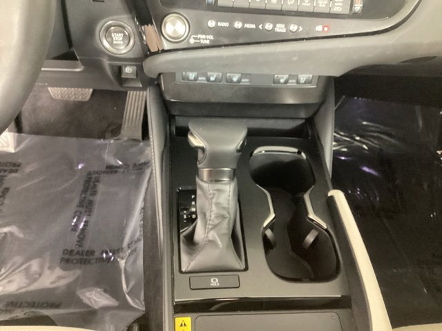 Used 2024 Lexus ES 350 w/ Premium Package FWD image 19