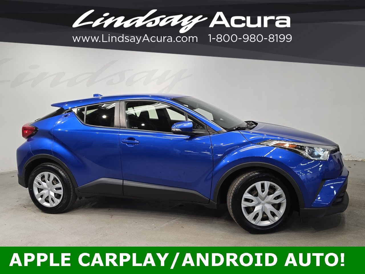 Used 2019 Toyota C-HR LE image 3