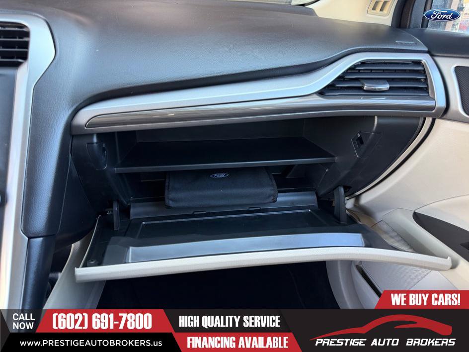 Used 2018 Ford Fusion Energi SE FWD image 36