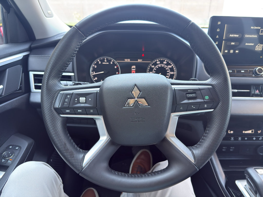Used 2025 Mitsubishi Outlander SE AWD/4WD image 22