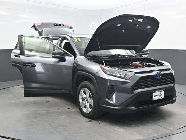 Used 2021 Toyota RAV4 LE AWD/4WD image 41