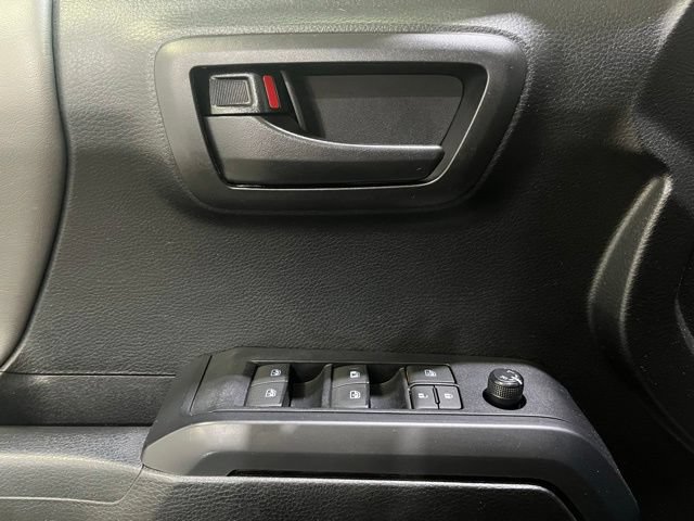 Certified 2021 Toyota Tacoma SR AWD/4WD image 13