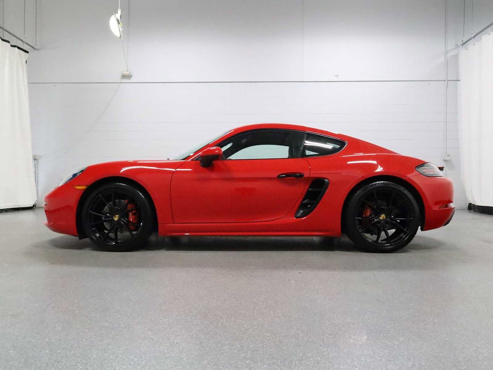 Certified 2018 Porsche 718 Cayman S RWD video 2