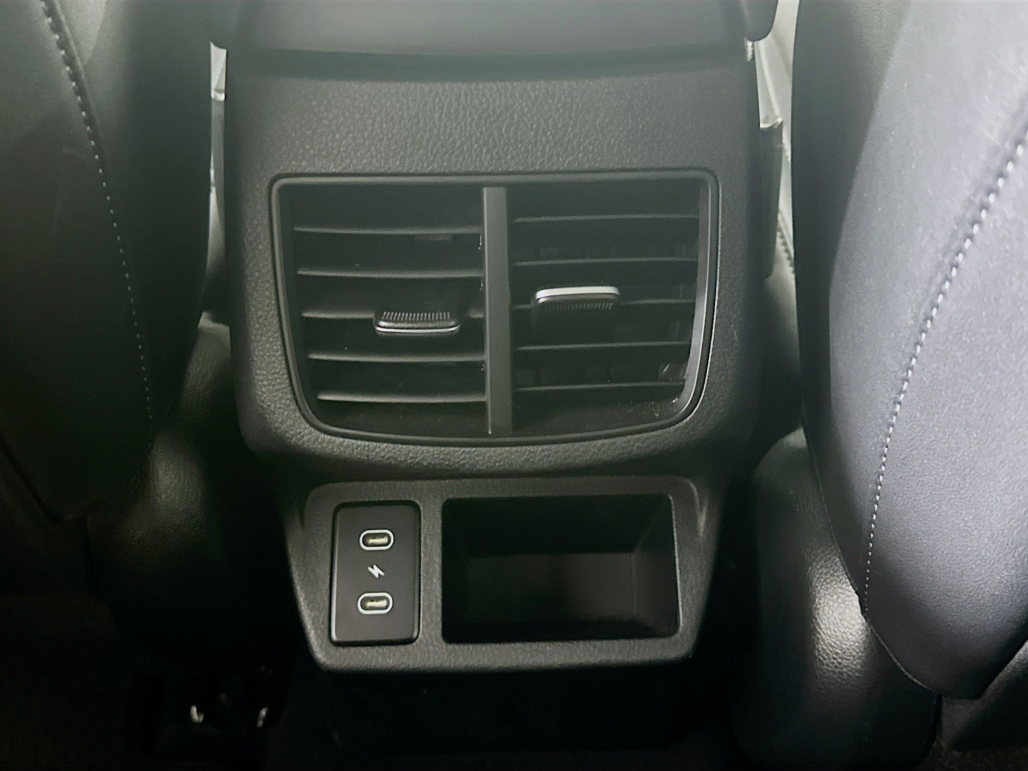 Used 2025 Kia Seltos S image 28