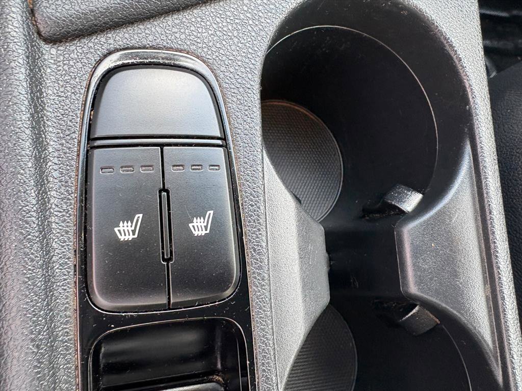 Used 2022 Kia Niro EX image 12