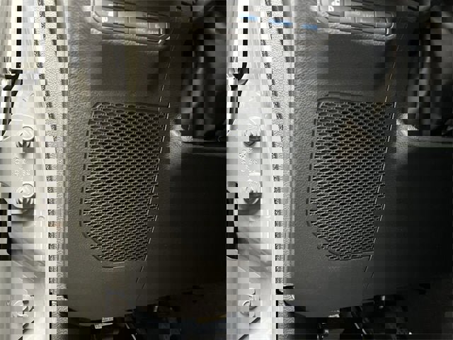 Used 2023 Jeep Wrangler Unlimited Rubicon 4xe w/ Steel Bumper Group image 24