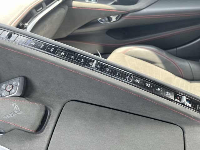 Used 2024 Chevrolet Corvette Stingray Premium Conv w/ Z51 Performance Package RWD image 19