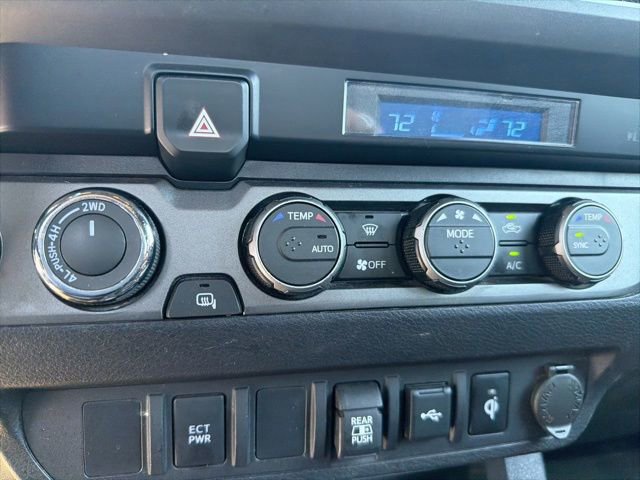 Used 2022 Toyota Tacoma TRD Sport AWD/4WD image 23