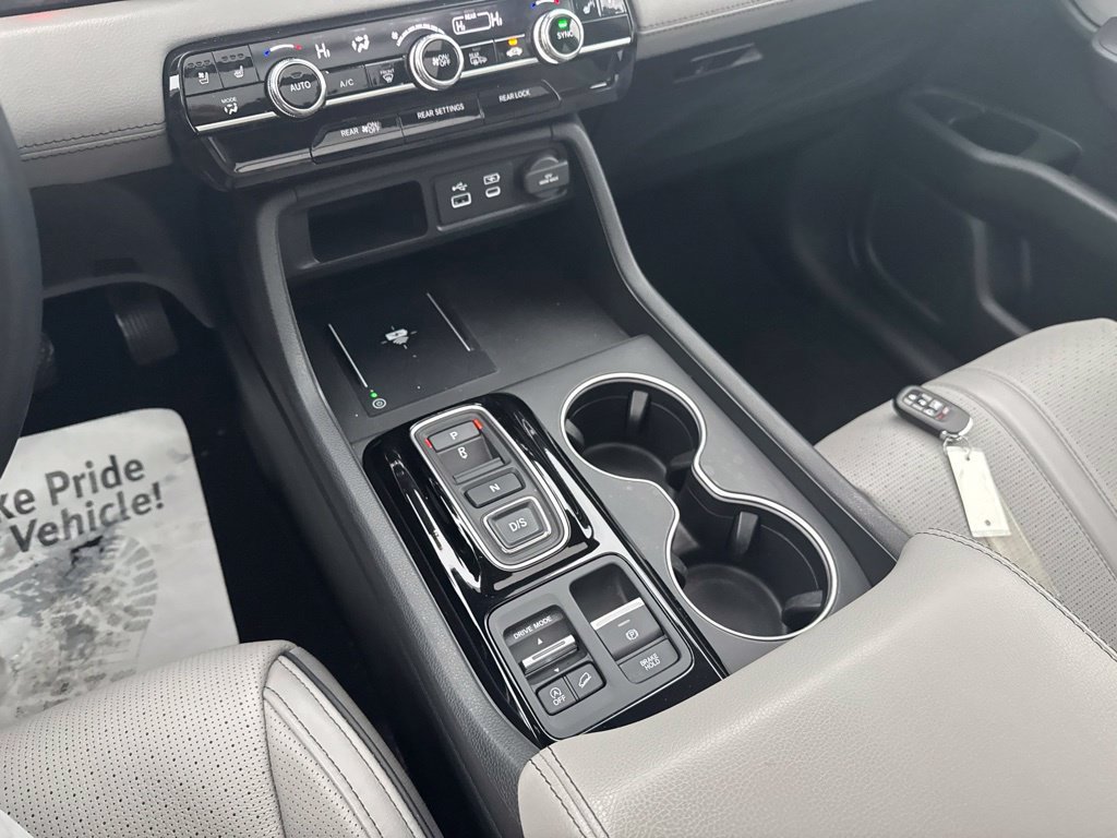 Certified 2025 Honda Pilot Elite image 24