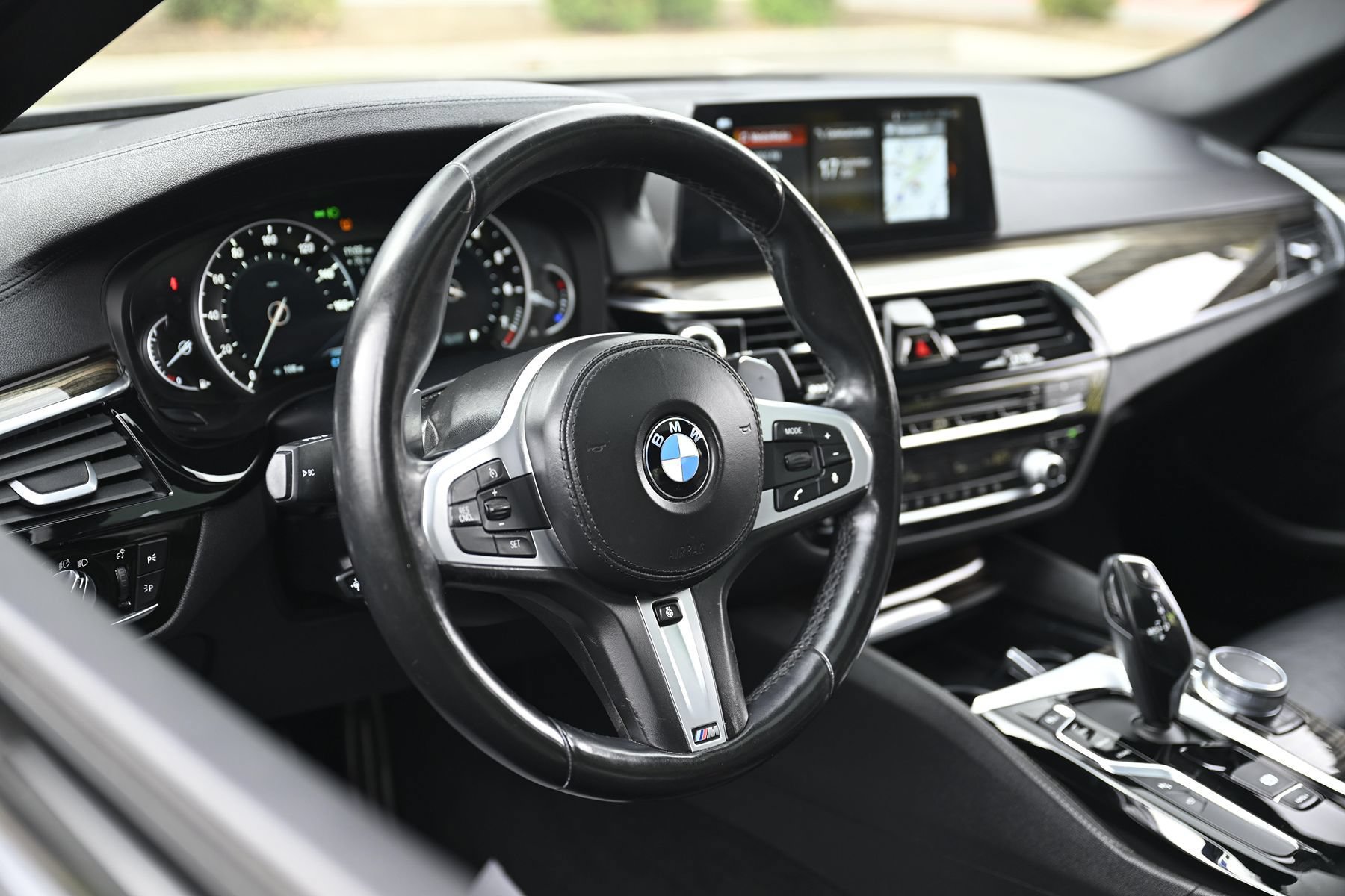 Used 2018 BMW 540i xDrive AWD/4WD image 16
