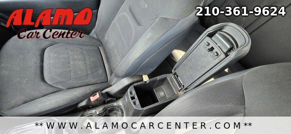 Used 2017 Jeep Renegade Altitude FWD image 40
