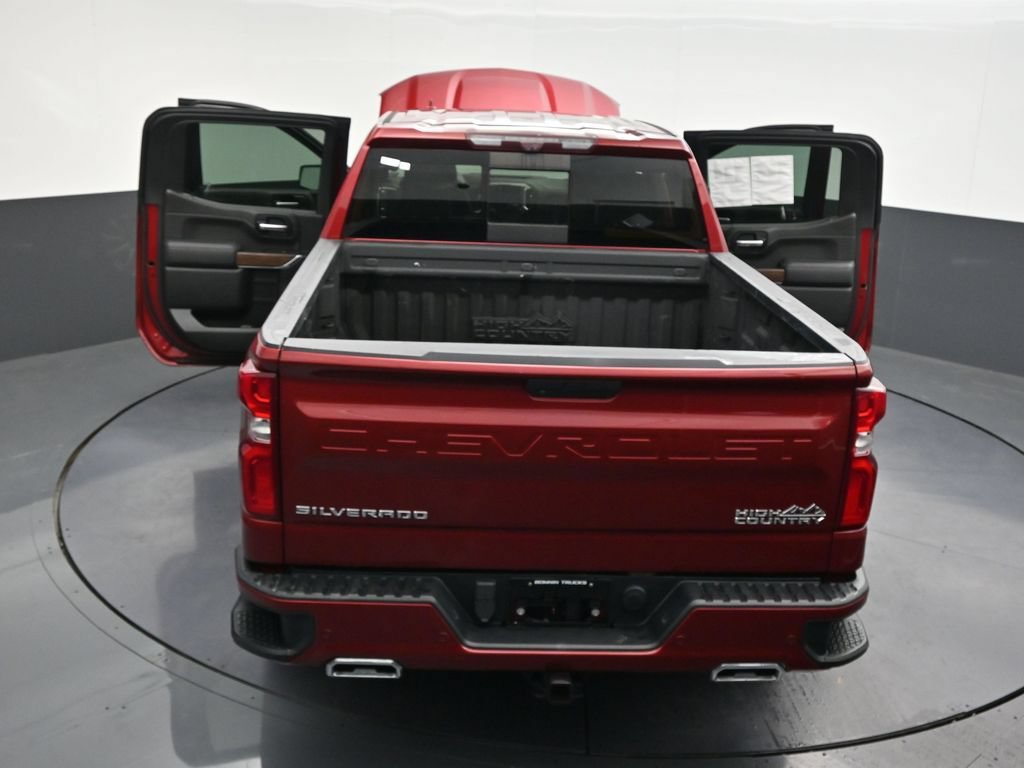 Used 2020 Chevrolet Silverado 1500 High Country w/ Technology Package AWD/4WD image 35