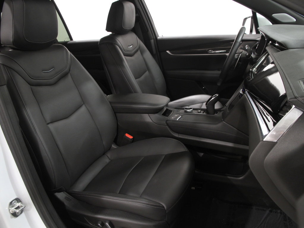 Used 2024 Cadillac XT6 Sport image 18