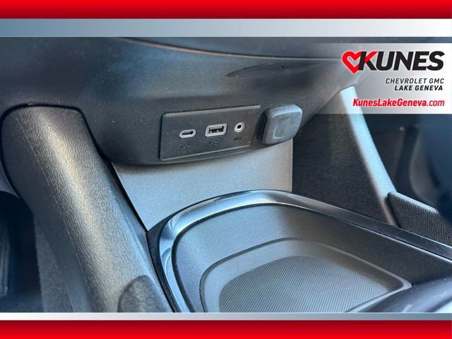 Used 2023 Chevrolet Malibu LT image 25