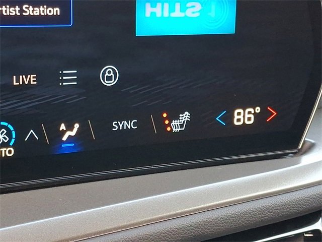 New 2026 Chevrolet Traverse LT w/ Midnight/Sport Edition image 17