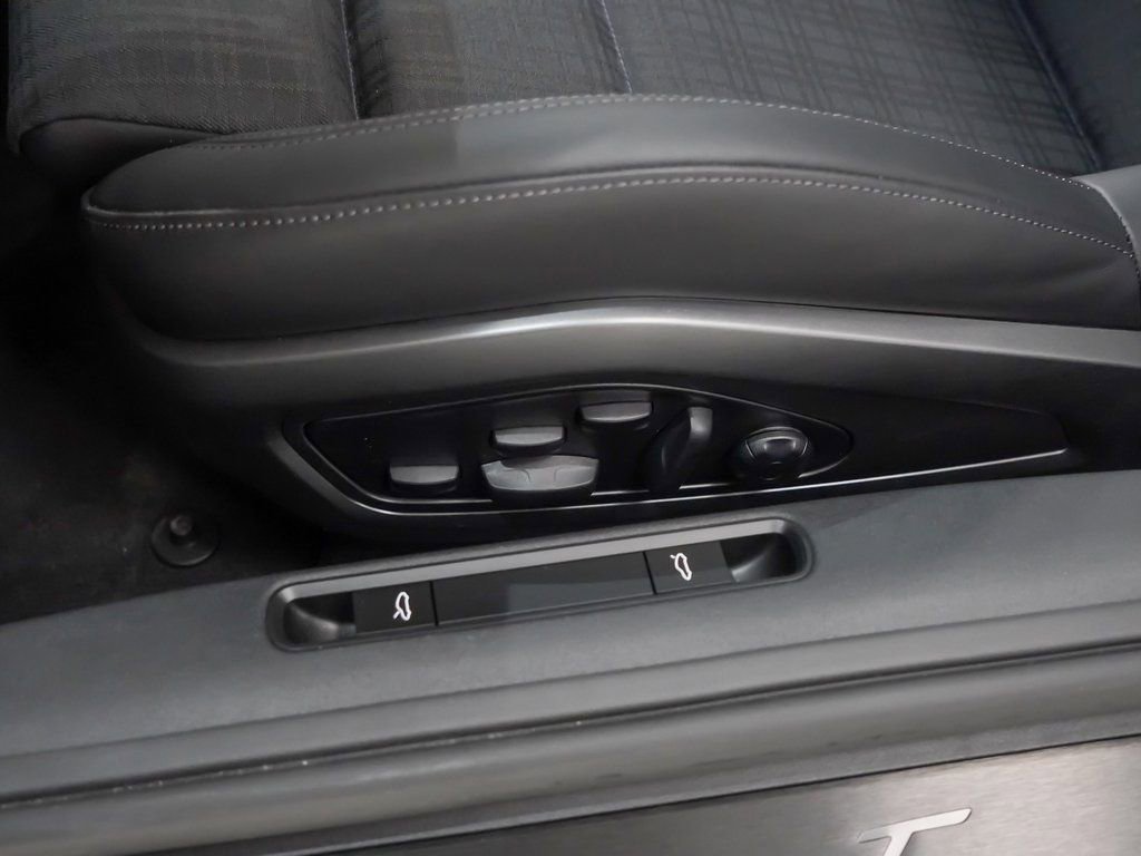 New 2026 Porsche 911 Carrera T image 21