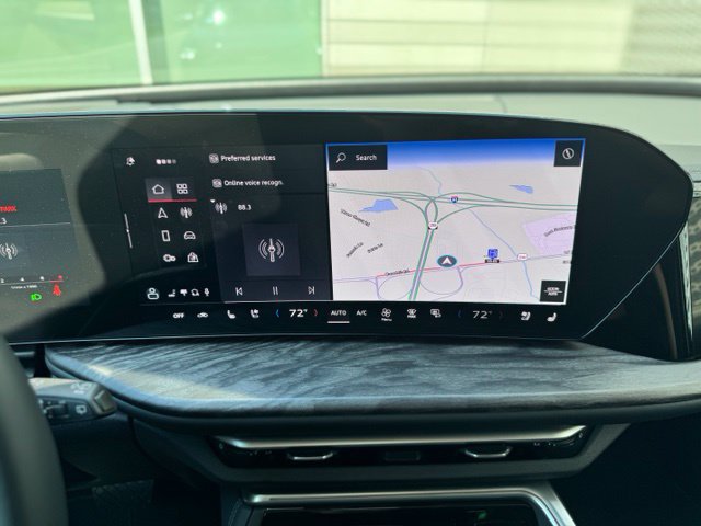 Certified 2025 Audi Q5 Prestige AWD/4WD image 14