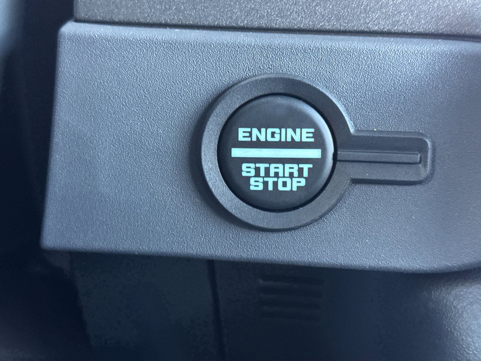 New 2025 Ford Bronco Badlands image 24