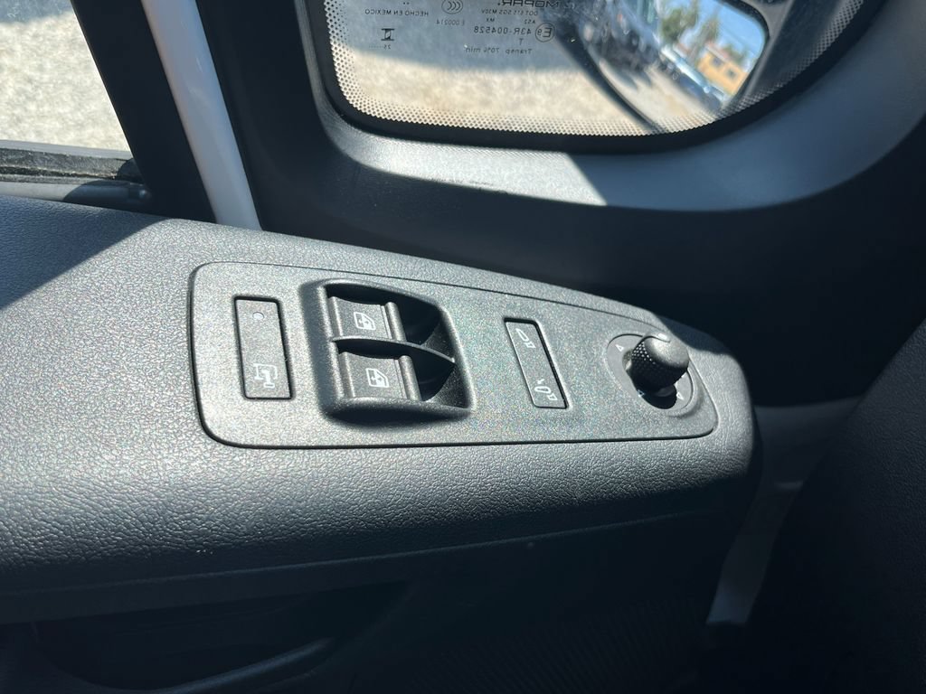 Used 2026 RAM ProMaster 2500 w/ Convenience Group FWD image 22