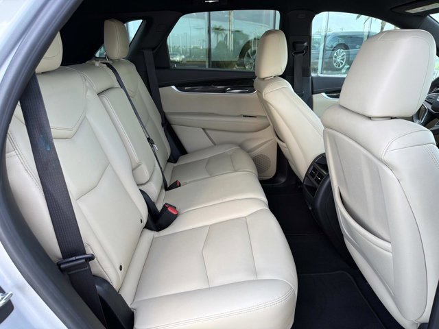 Used 2018 Cadillac XT5 FWD image 23