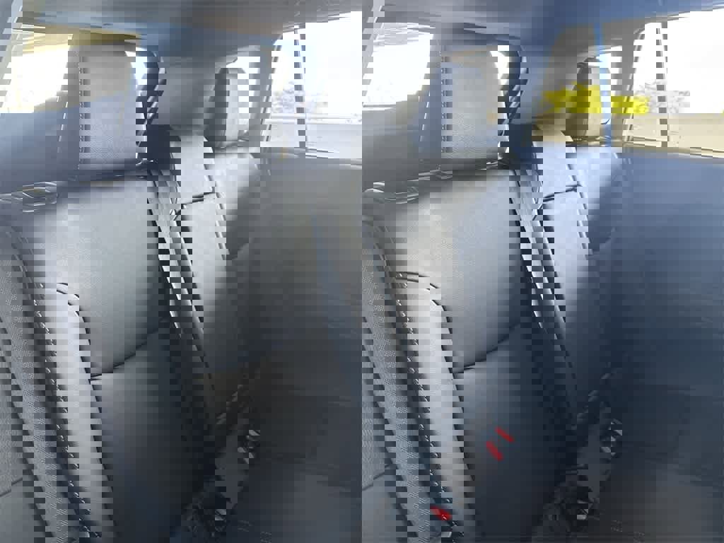 Used 2024 Toyota Corolla Cross XLE w/ Convenience Package image 26