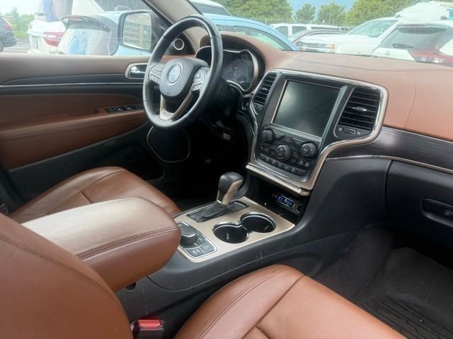 Used 2016 Jeep Grand Cherokee Summit w/ Platinum Series Group AWD/4WD image 7