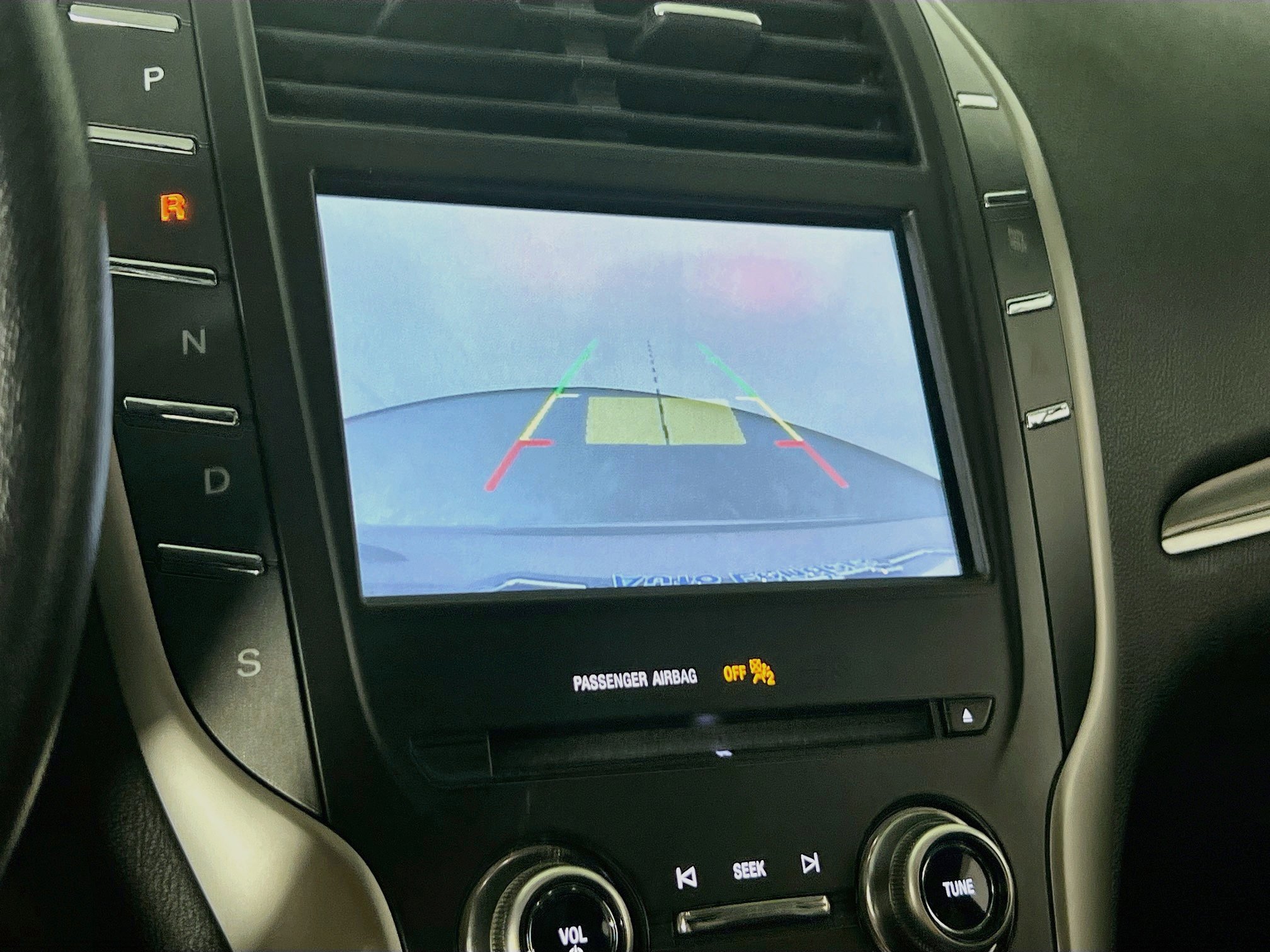 Used 2017 Lincoln MKC Premiere image 13