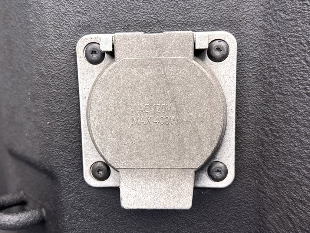 Used 2021 Chevrolet Silverado 1500 Custom image 10