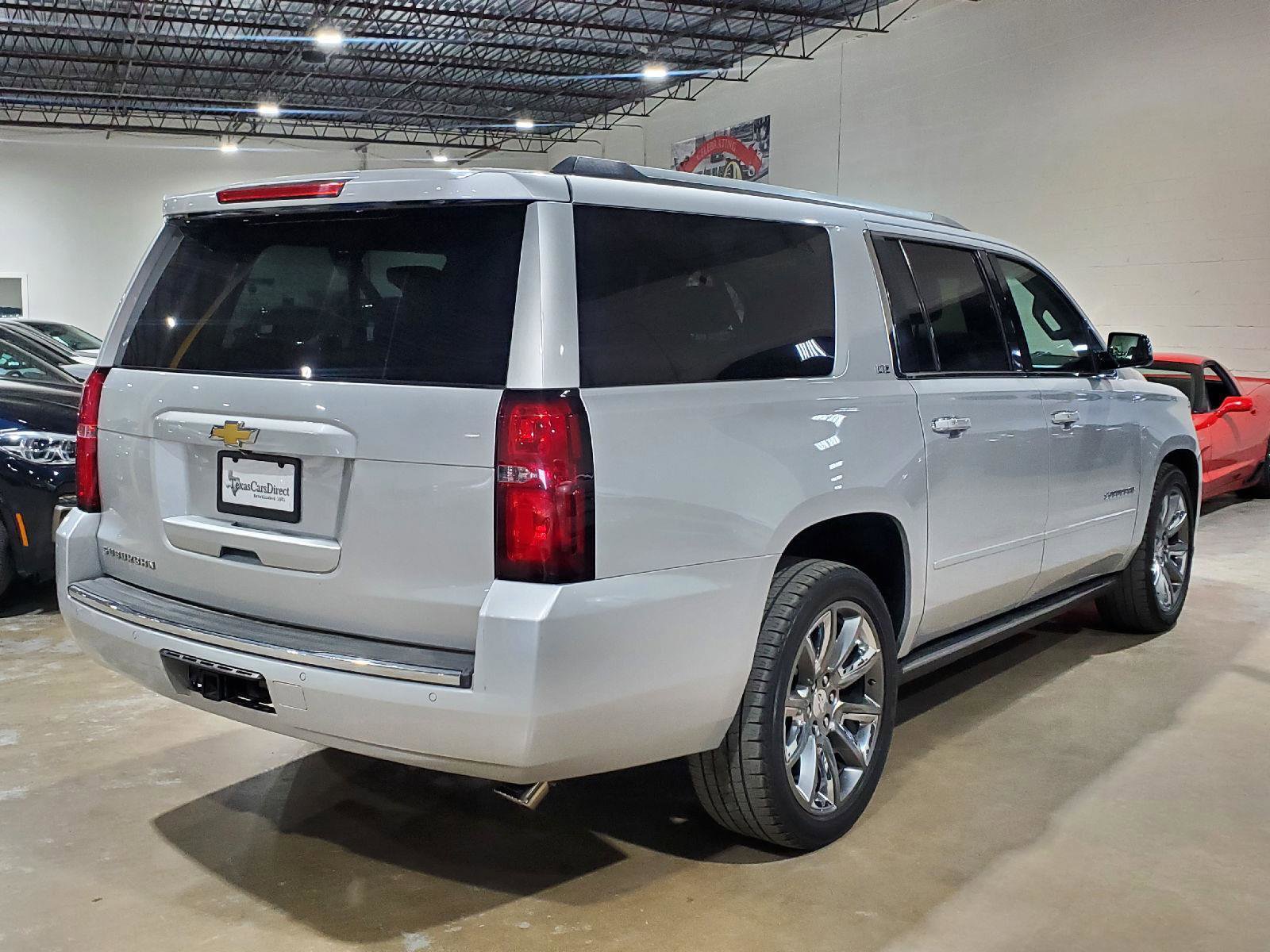 Used 2015 Chevrolet Suburban LTZ image 10