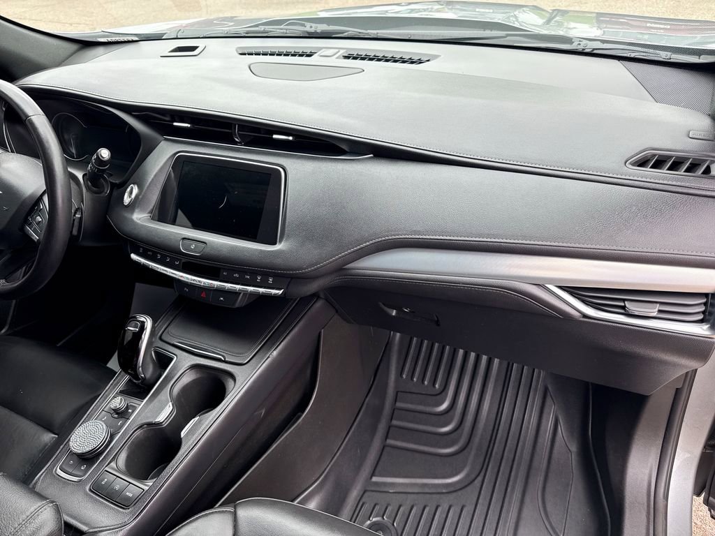 Used 2023 Cadillac XT4 Premium Luxury image 27