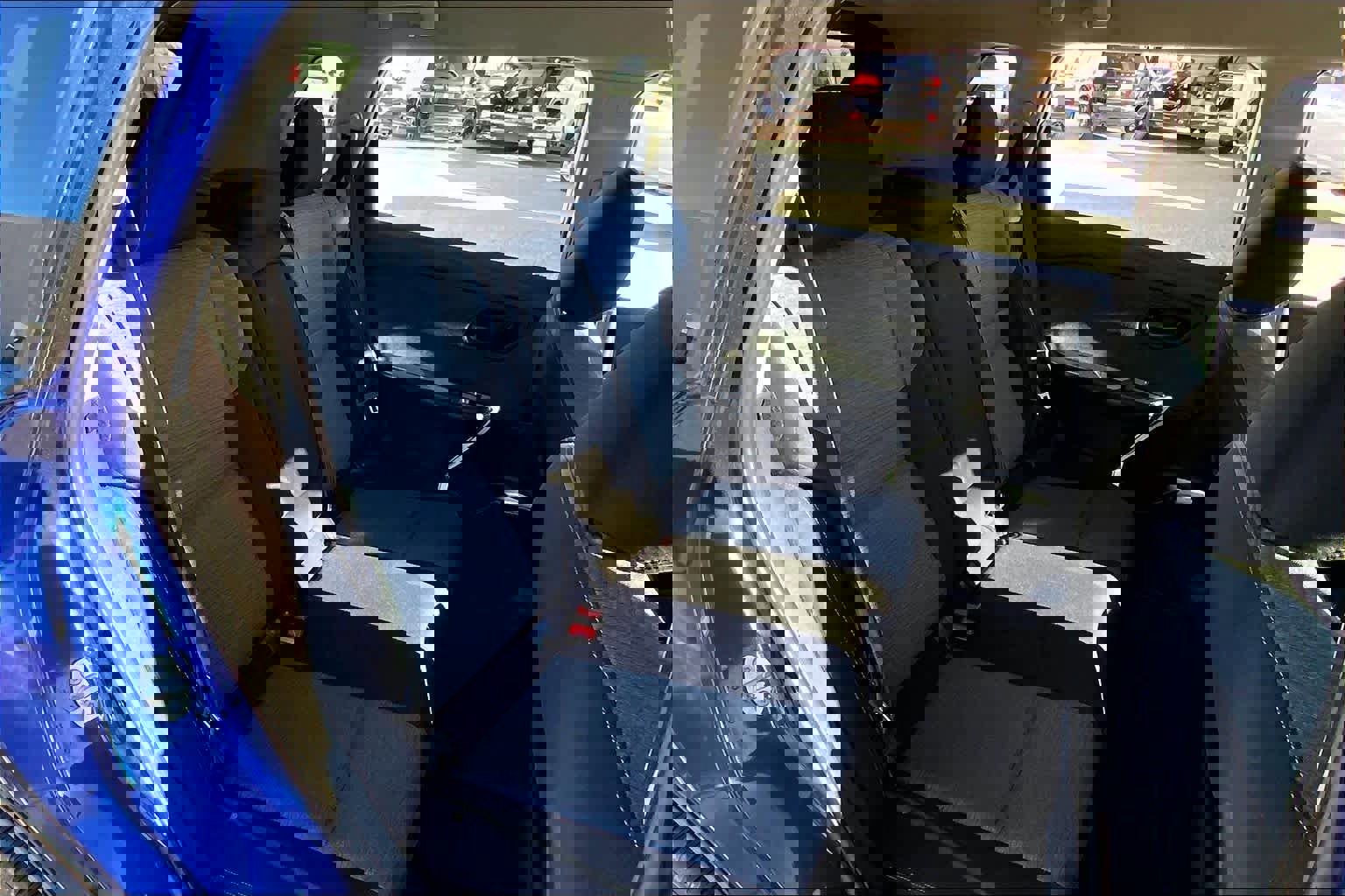 Used 2021 Nissan Rogue S image 19