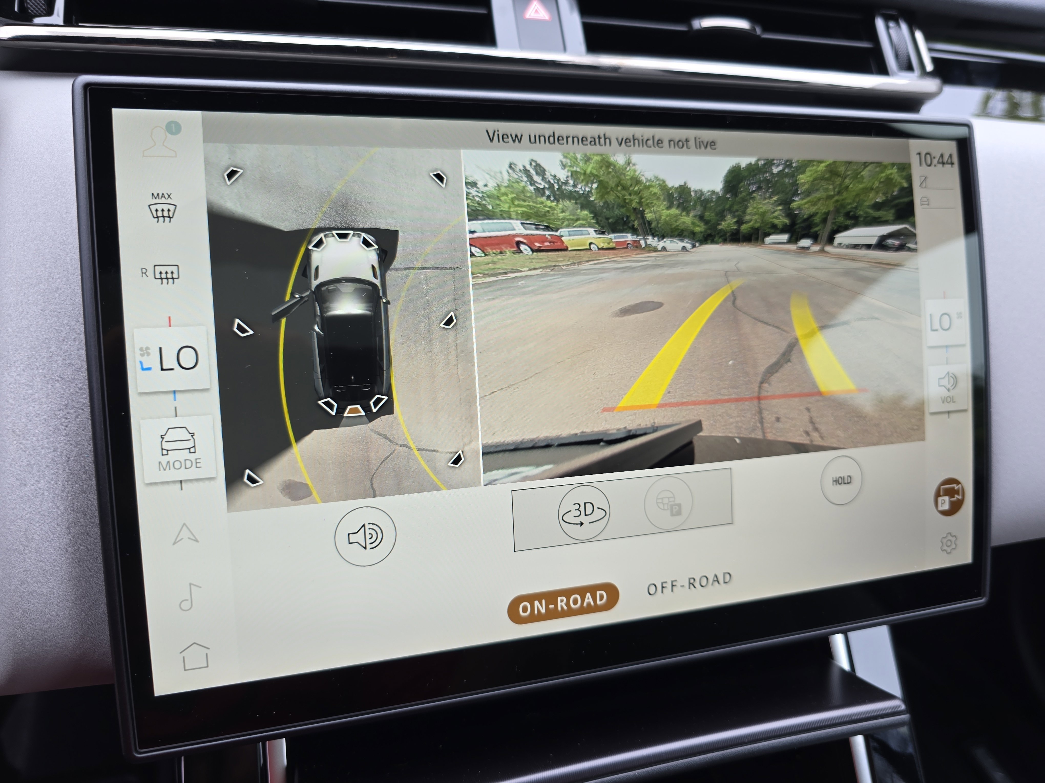 New 2026 Land Rover Range Rover Velar Dynamic SE image 23