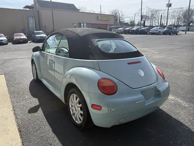 Used 2005 Volkswagen Beetle GLS image 9