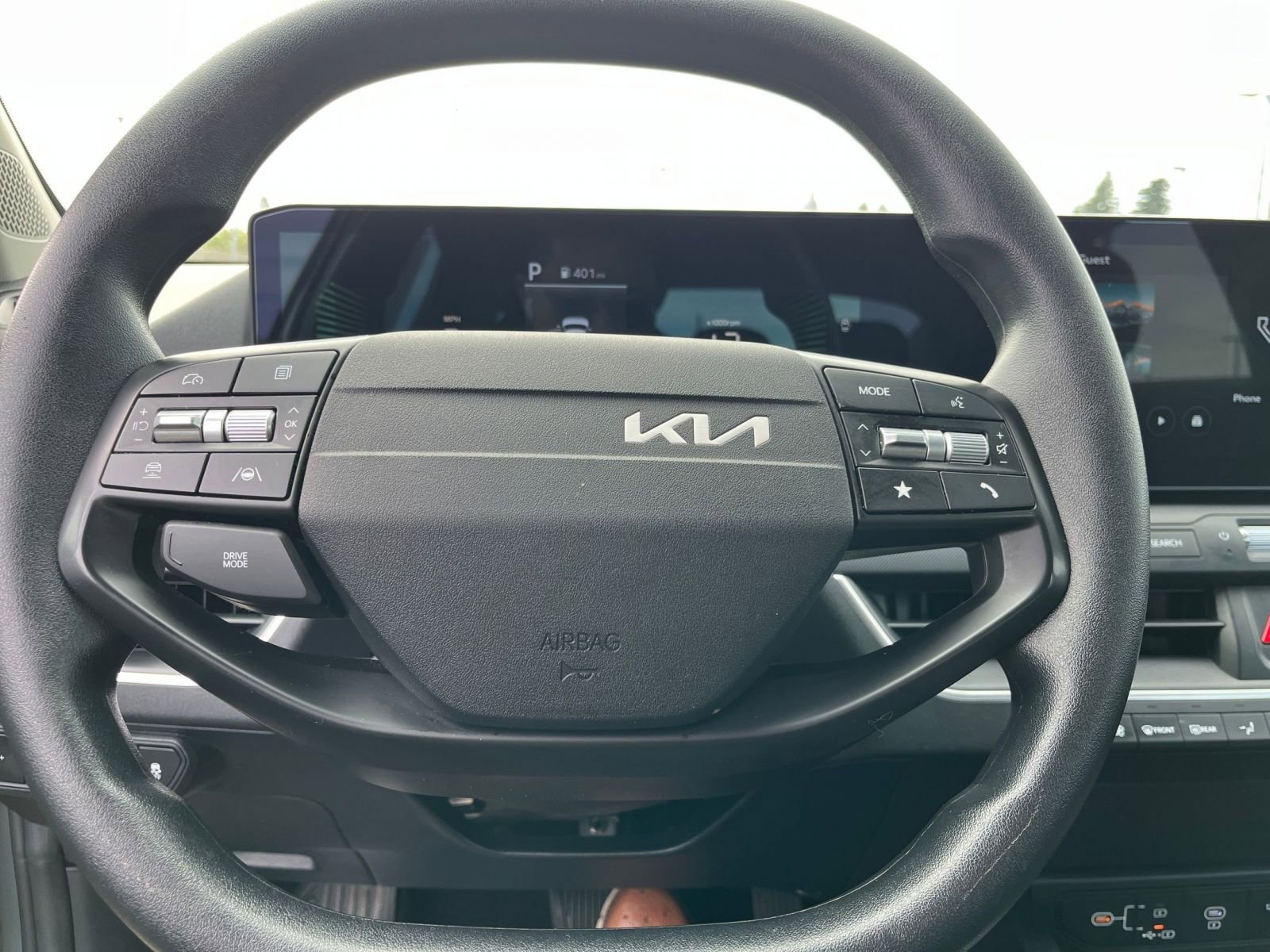 Used 2025 Kia K4 FWD image 29