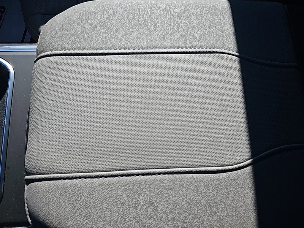 New 2026 GMC Sierra 2500 SLT w/ SLT Premium Package image 28