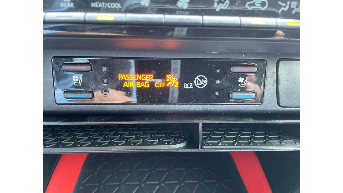 Certified 2020 Toyota RAV4 TRD Off-Road w/ TRD Off-Road Weather Package AWD/4WD image 21