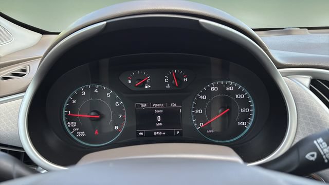 Used 2024 Chevrolet Malibu LT FWD image 15