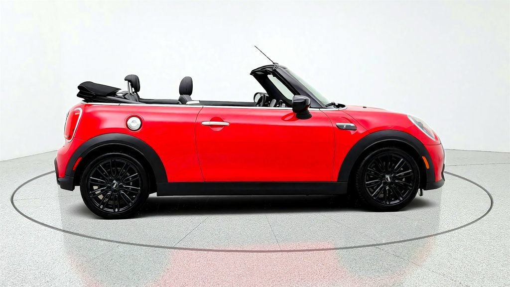 Used 2024 MINI Cooper S FWD image 4
