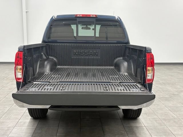 Used 2015 Nissan Frontier SV RWD image 8