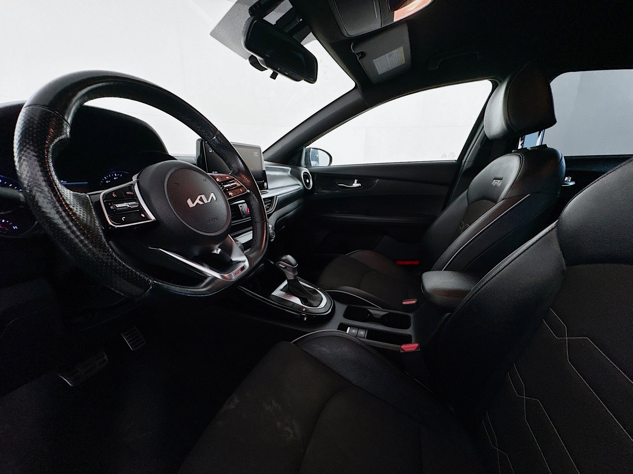 Used 2022 Kia Forte GT-Line w/ GT-Line Technology Package FWD image 21