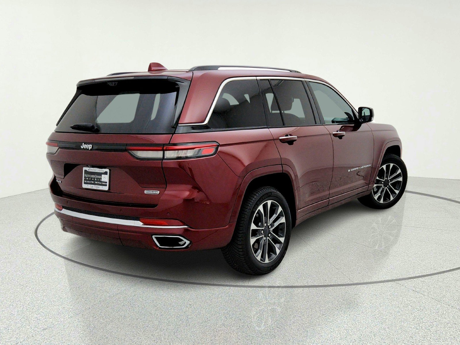 Used 2022 Jeep Grand Cherokee Overland w/ Adv Protech Group III AWD/4WD image 9