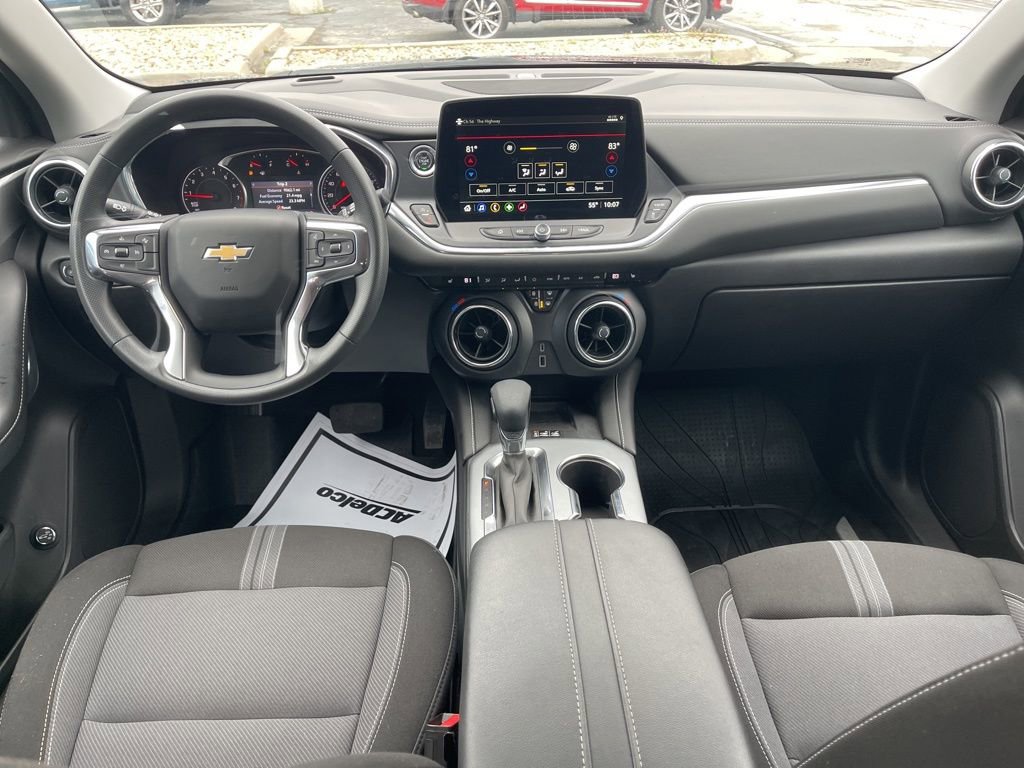 Certified 2024 Chevrolet Blazer LT w/ Convenience Package image 17