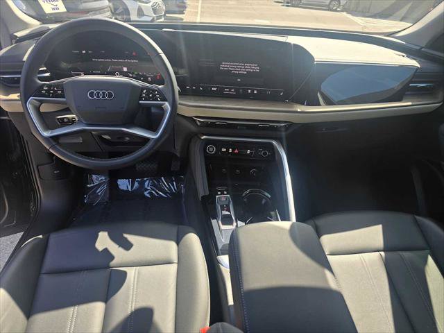 Used 2025 Audi Q5 Premium w/ Convenience Package AWD/4WD image 21