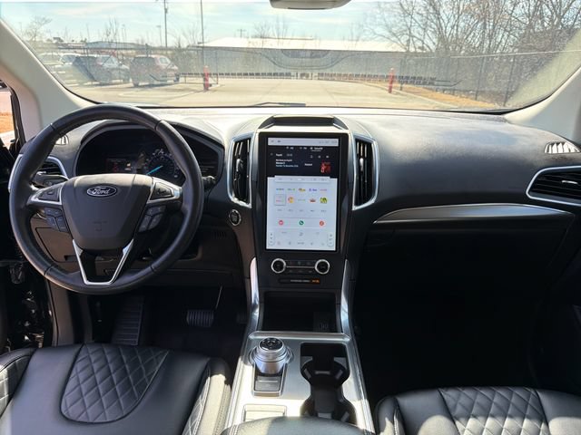 Used 2024 Ford Edge Titanium AWD/4WD image 15