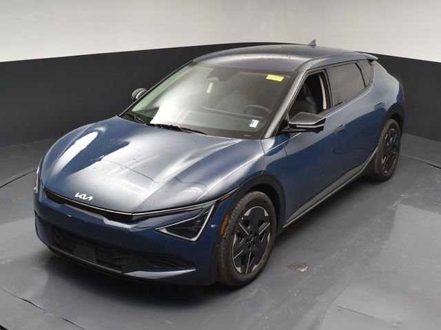 Certified 2025 Kia EV6 Light w/ Light LR Technology Package image 44