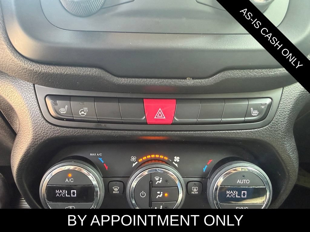 Used 2015 Jeep Renegade Latitude w/ Popular Equipment Group FWD image 13