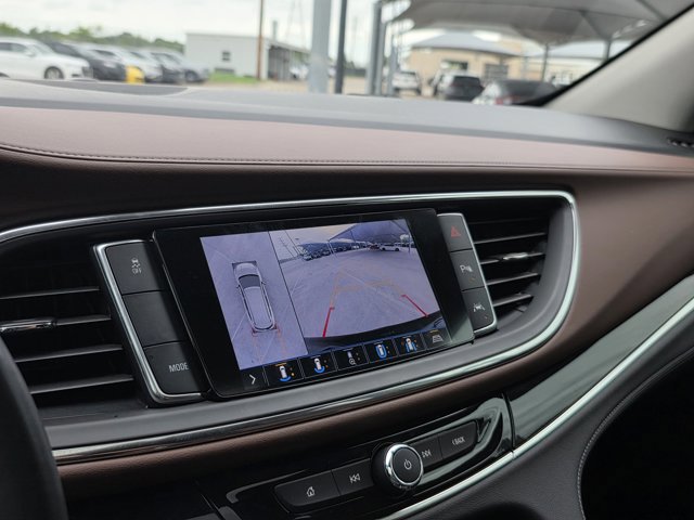 Used 2020 Buick Enclave Avenir w/ Avenir Technology Package FWD image 24