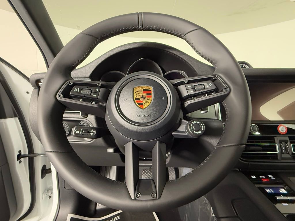 New 2026 Porsche Macan image 34