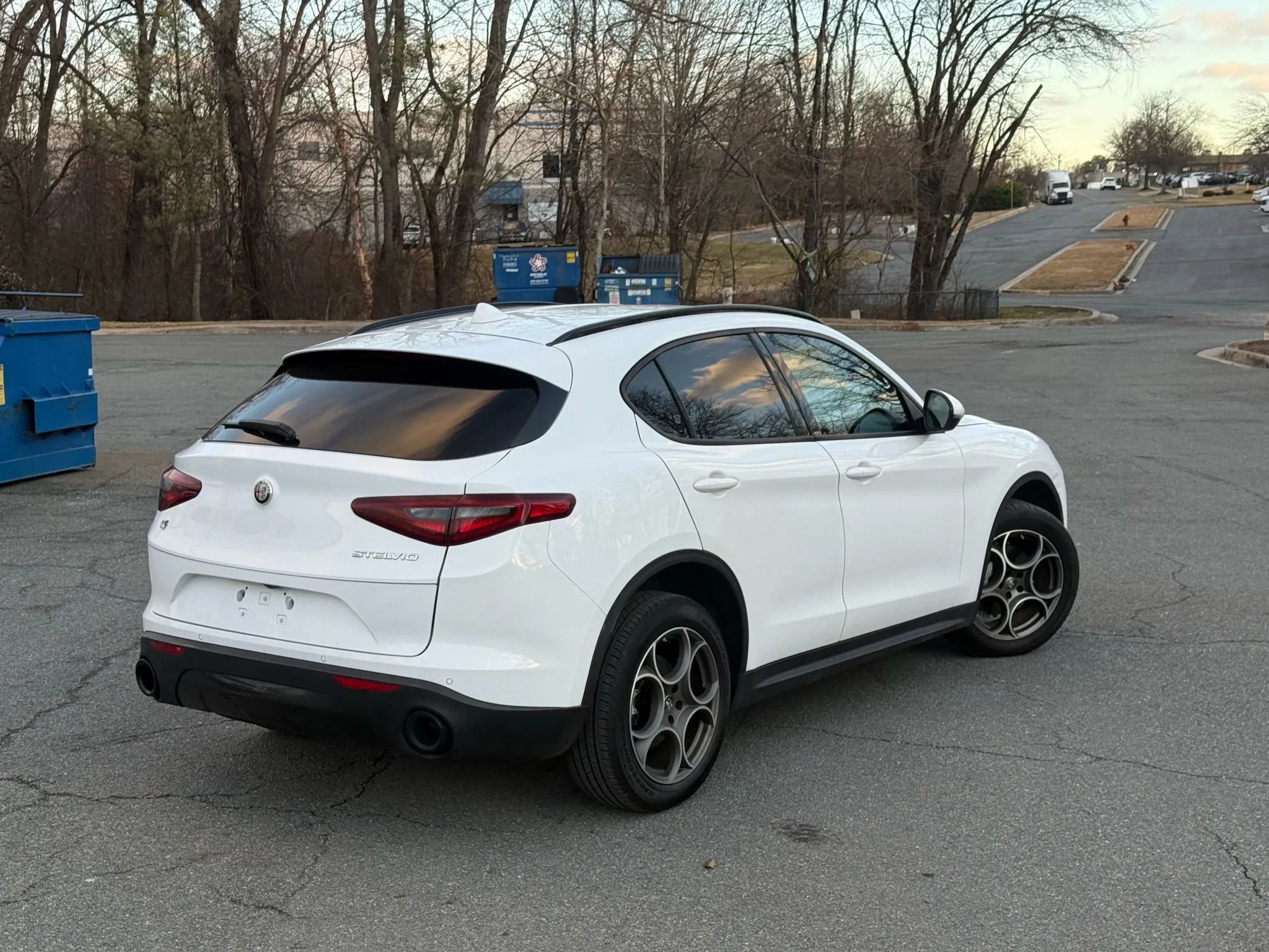 Used 2022 Alfa Romeo Stelvio Sprint image 5